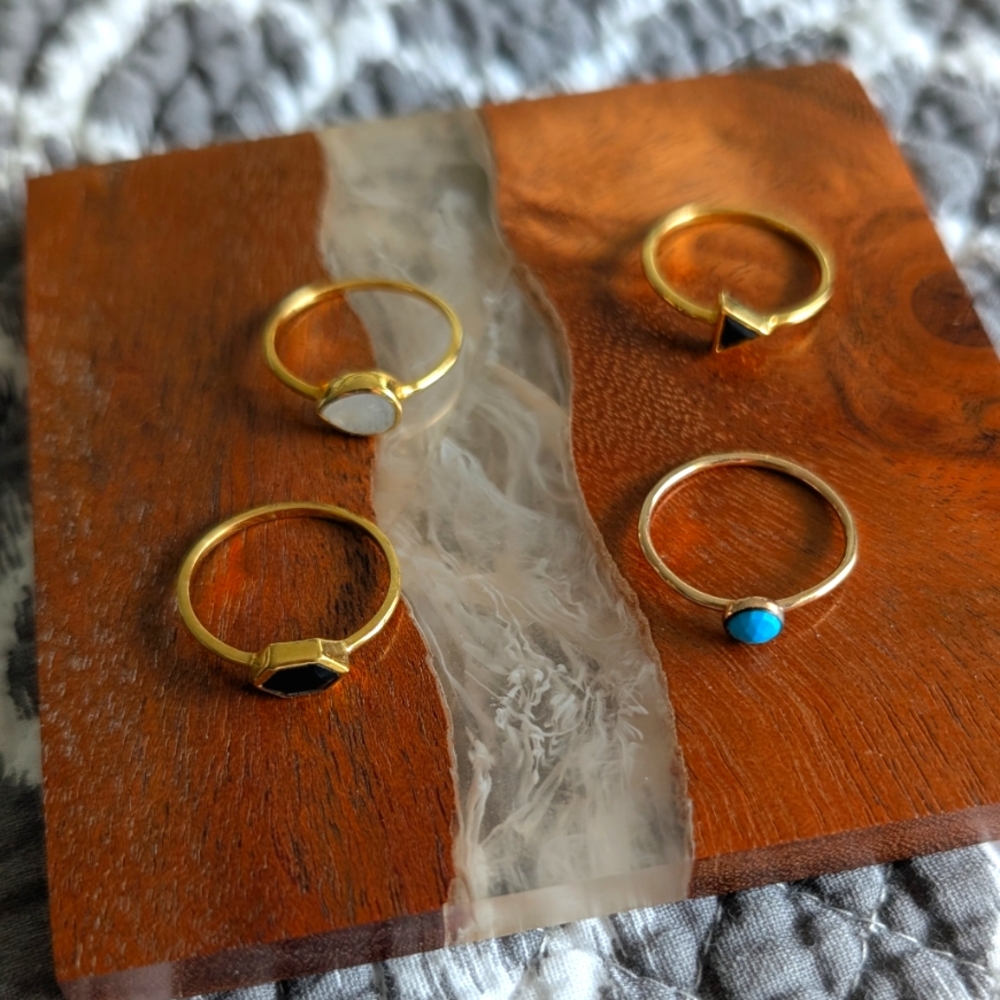 Set of 4 Natural Stone Gold-Plated Rings